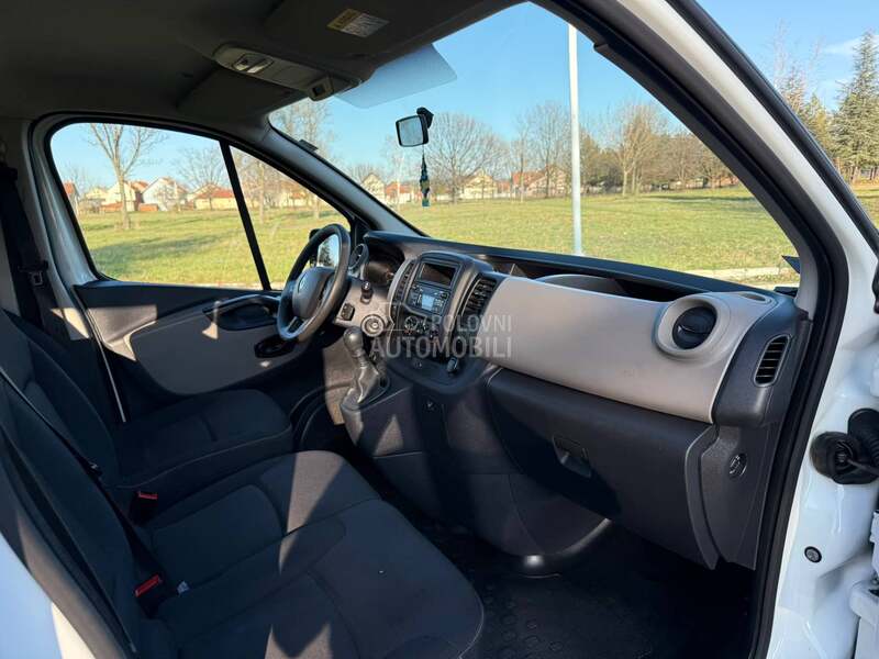 Renault Trafic 6 S E D / M A X I