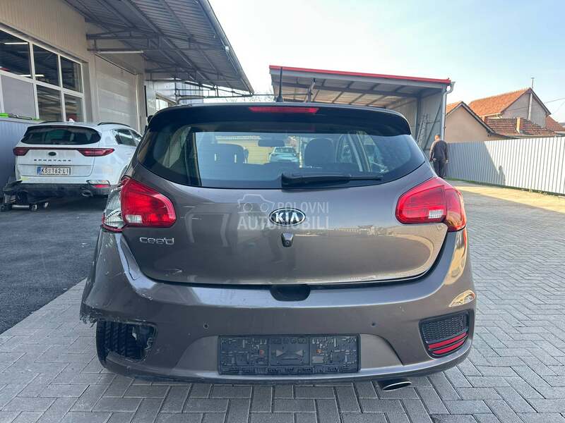 Kia cee`d 1.4 B