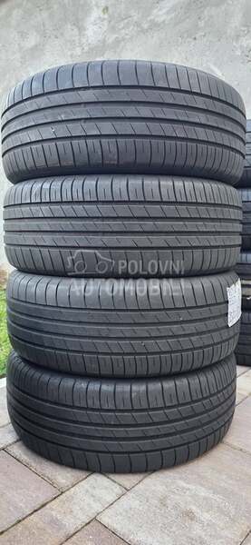 Goodyear 225/55 R17 Letnja
