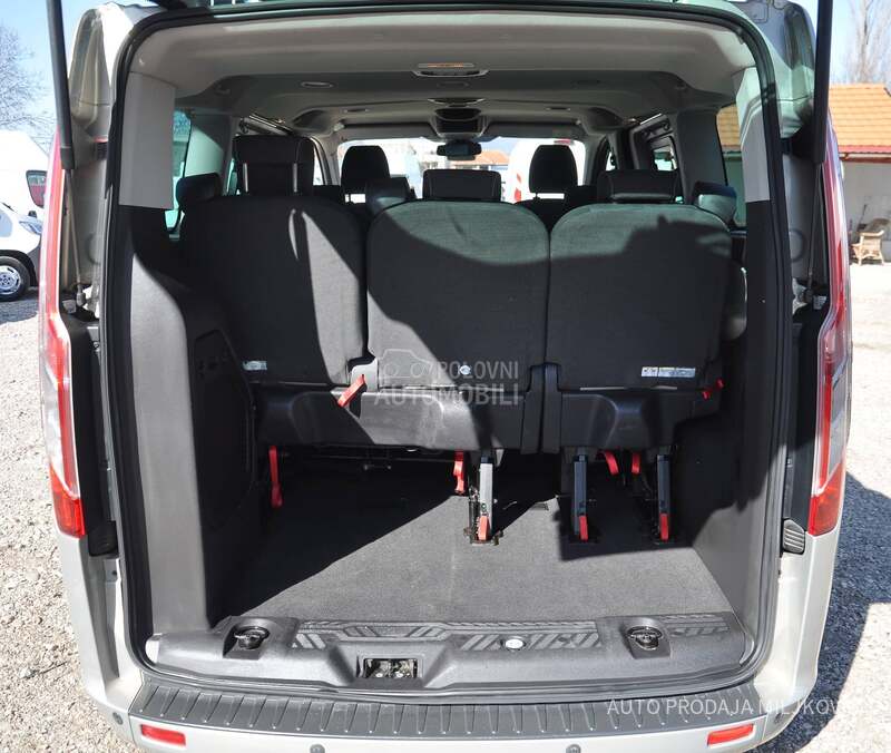 Ford Transit Custom 8 MESTA