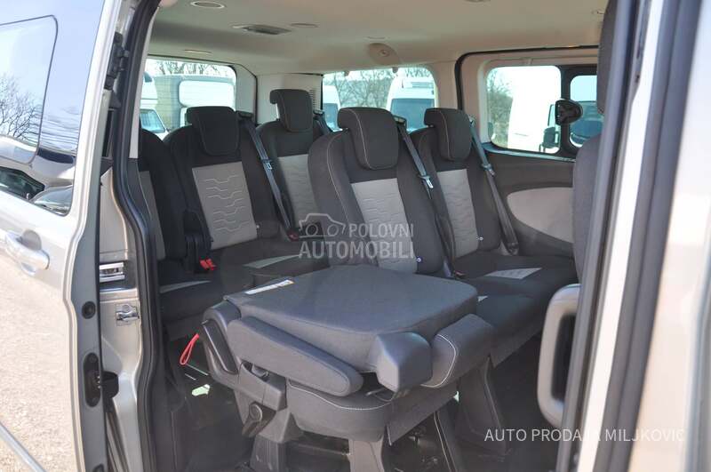 Ford Transit Custom 8 MESTA