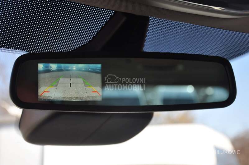 Ford Transit Custom 8 MESTA