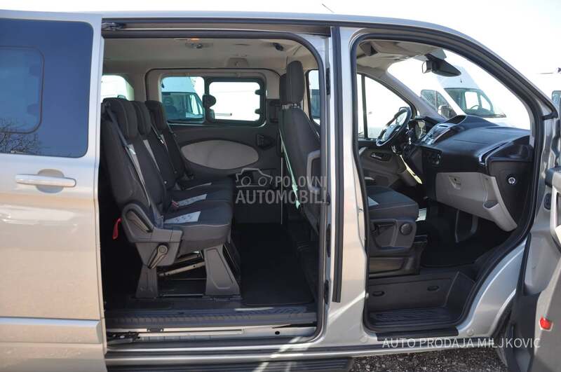 Ford Transit Custom 8 MESTA