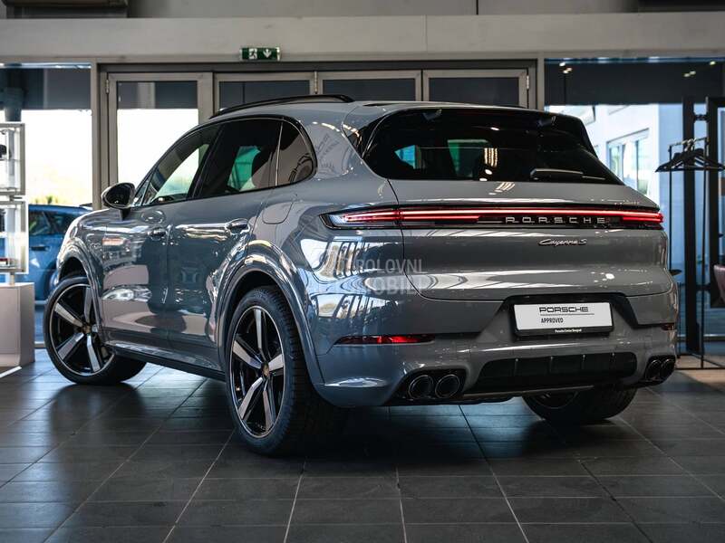 Porsche Cayenne S E-Hybrid