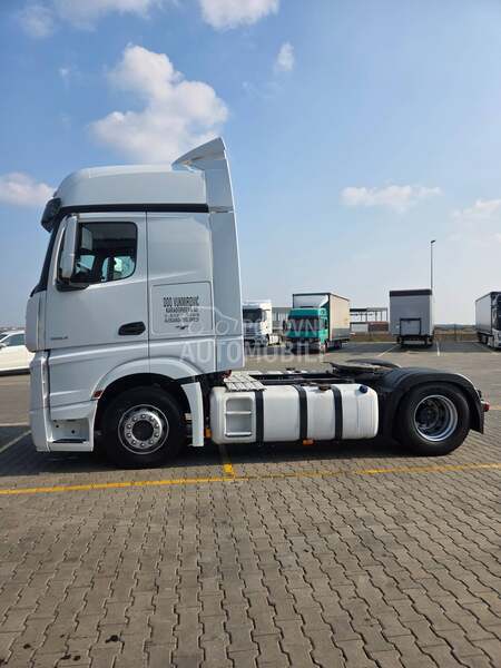 Mercedes Benz ACTROS 1845