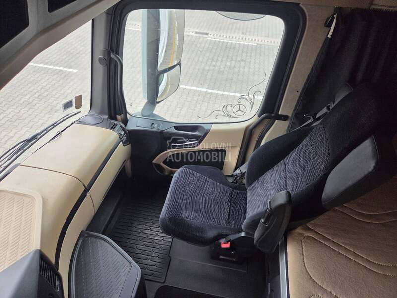 Mercedes Benz ACTROS 1845