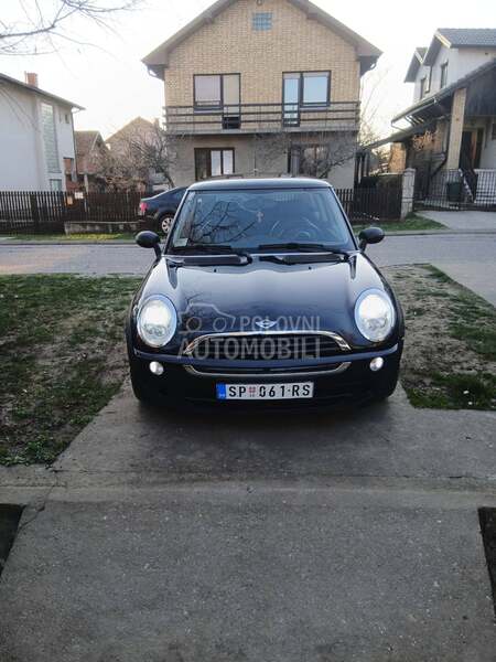 MINI One 