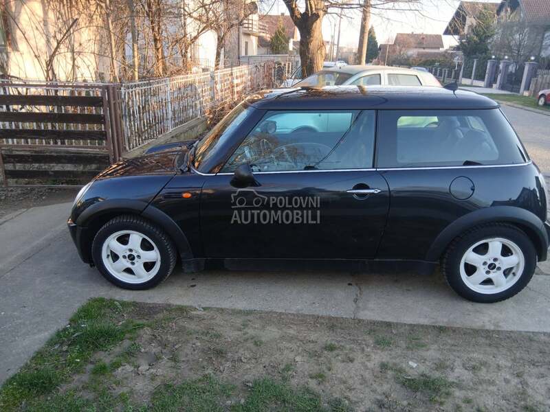 MINI One 