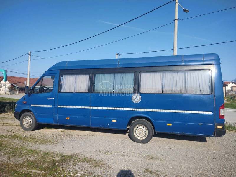 Mercedes Benz sprinter