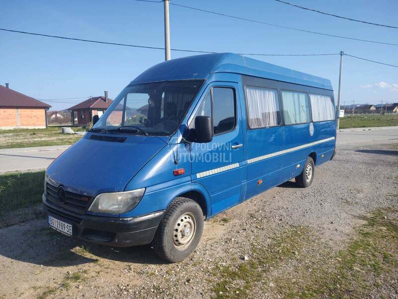 Mercedes Benz sprinter
