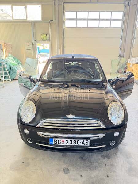 MINI Cooper 1.6