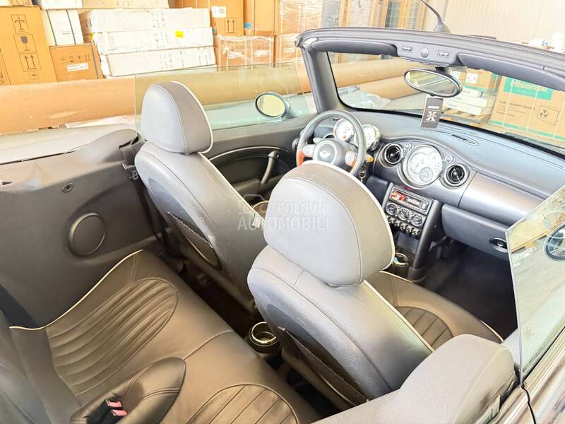 MINI Cooper 1.6