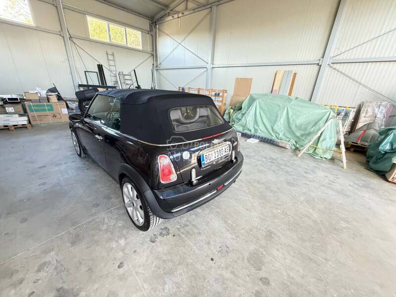 MINI Cooper 1.6