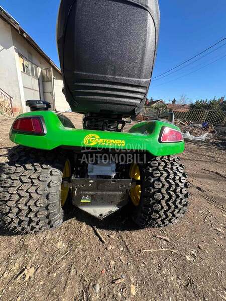 John Deere x590