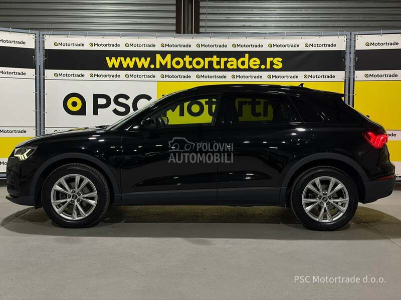 Audi Q3 Sport/Black/Matrix