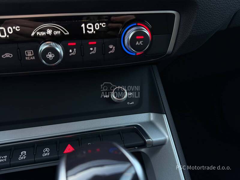 Audi Q3 Sport/Black/Matrix