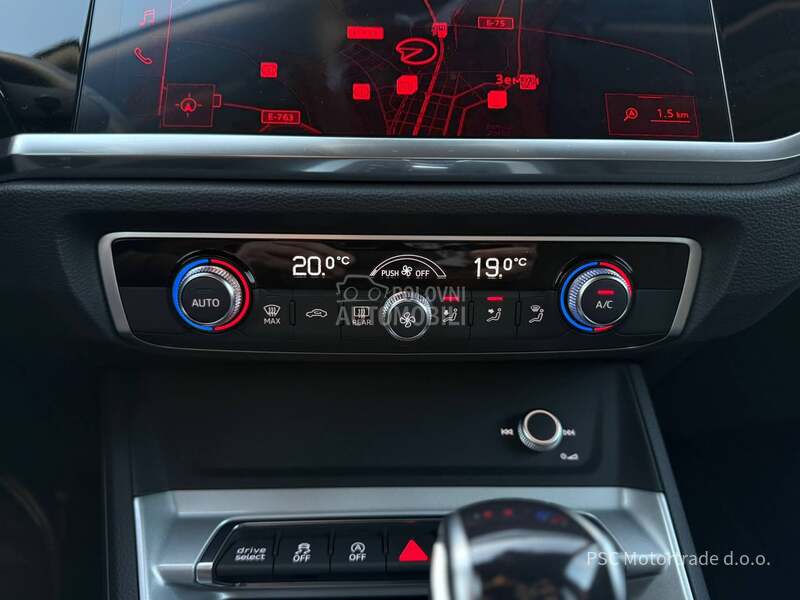 Audi Q3 Sport/Black/Matrix