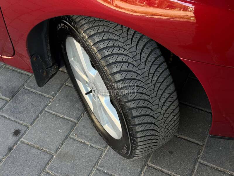 Renault Espace INITIALE PARIS