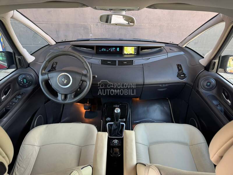 Renault Espace INITIALE PARIS