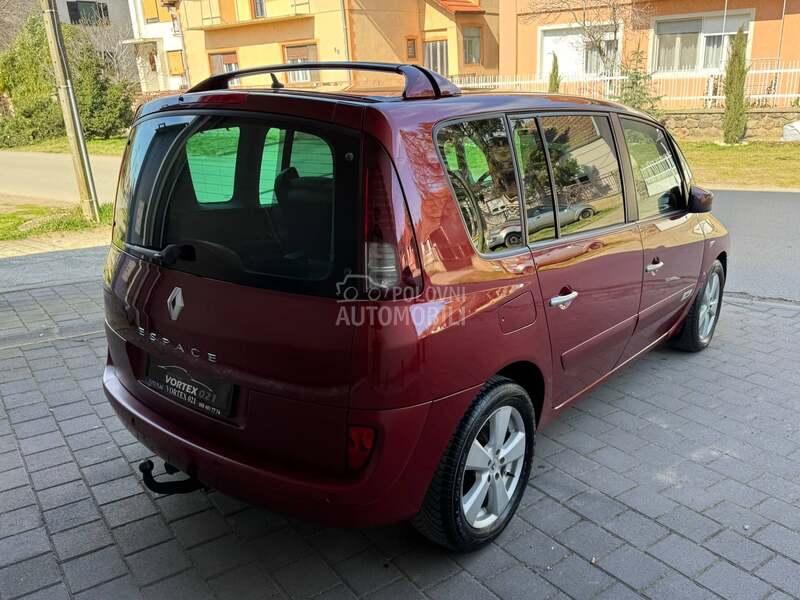 Renault Espace INITIALE PARIS