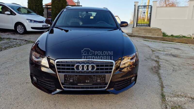 Audi A4 // S-LINE //