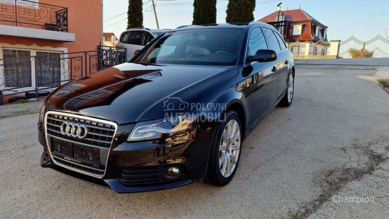 Audi A4 // S-LINE //