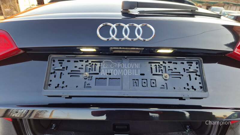 Audi A4 // S-LINE //