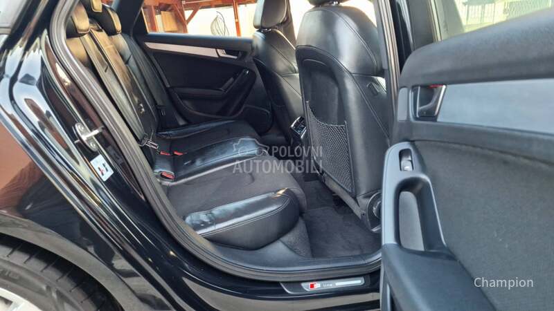 Audi A4 // S-LINE //