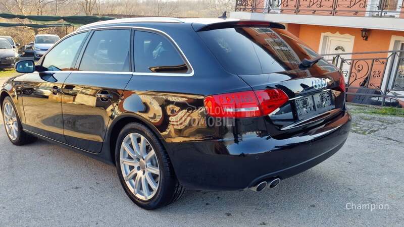 Audi A4 // S-LINE //