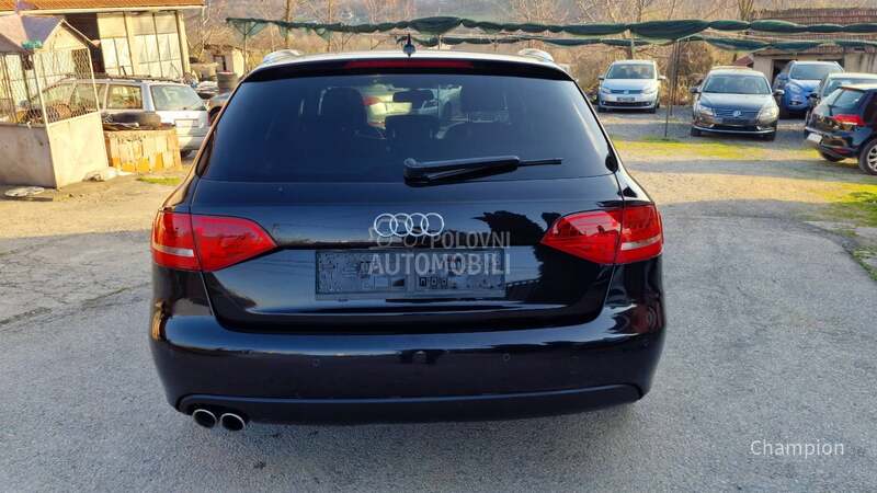 Audi A4 // S-LINE //