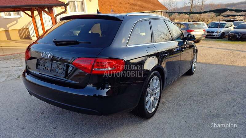 Audi A4 // S-LINE //
