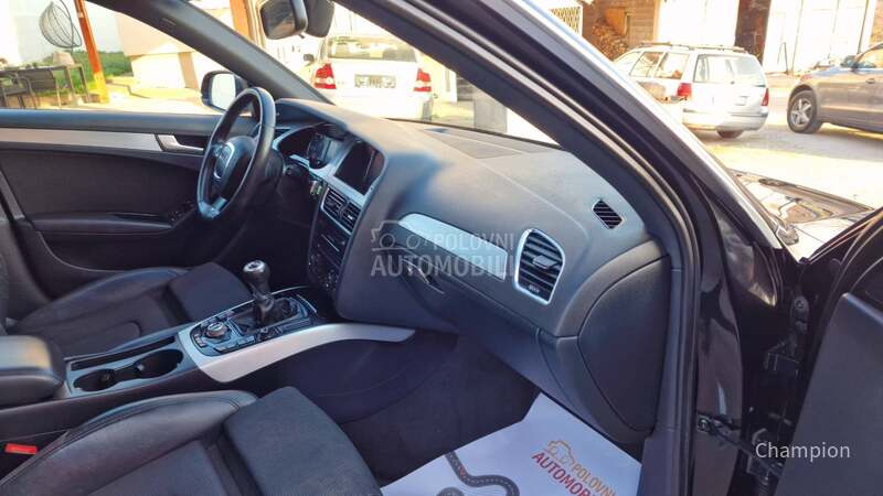 Audi A4 // S-LINE //