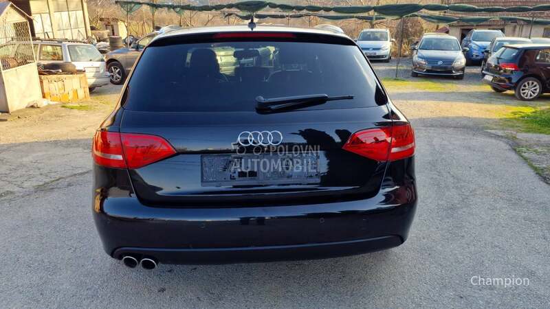 Audi A4 // S-LINE //