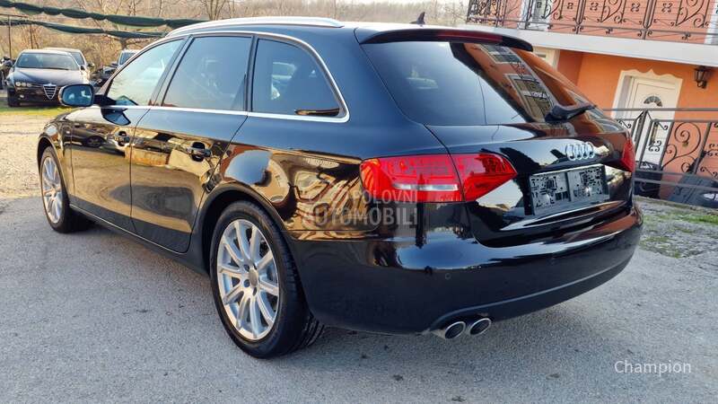 Audi A4 // S-LINE //