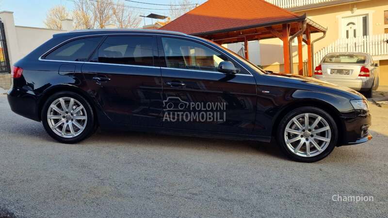 Audi A4 // S-LINE //