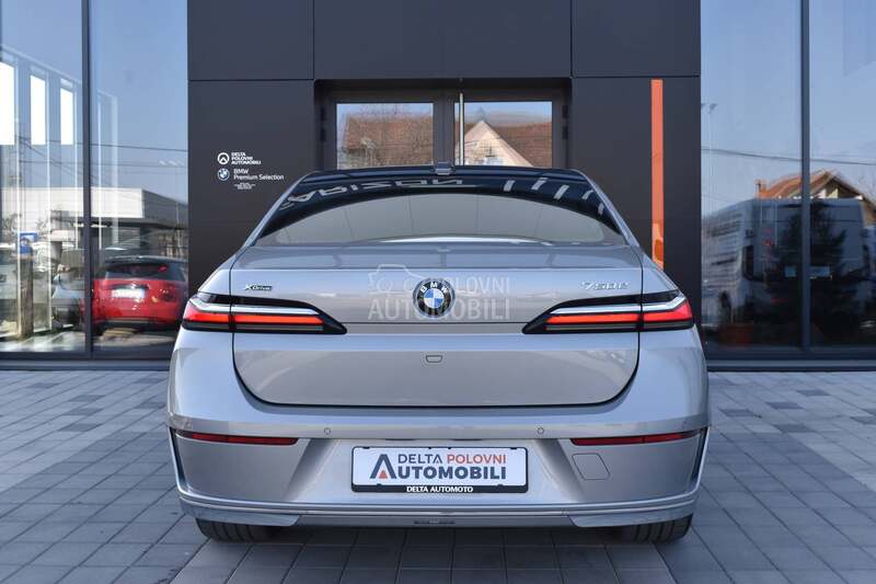 BMW 750 e xDrive Individual
