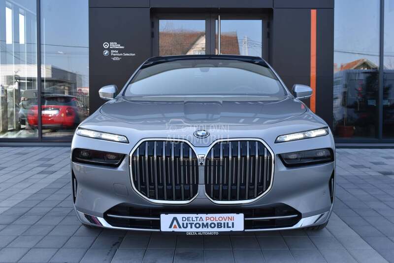 BMW 750 e xDrive Individual