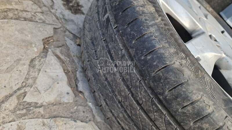 Continental 215/50 R17 Letnja