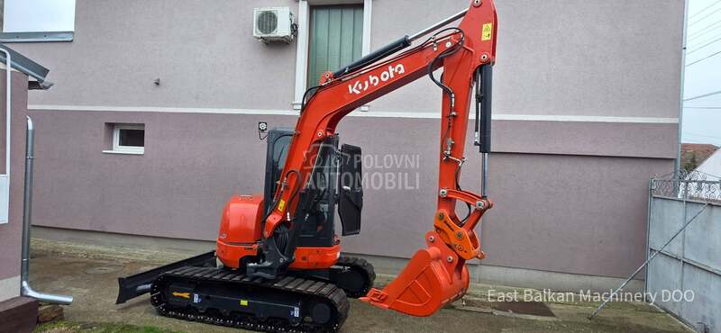 Kubota U55