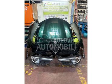 Kompletna prednjica za Alfa Romeo Stelvio od 2016. do 2022. god.