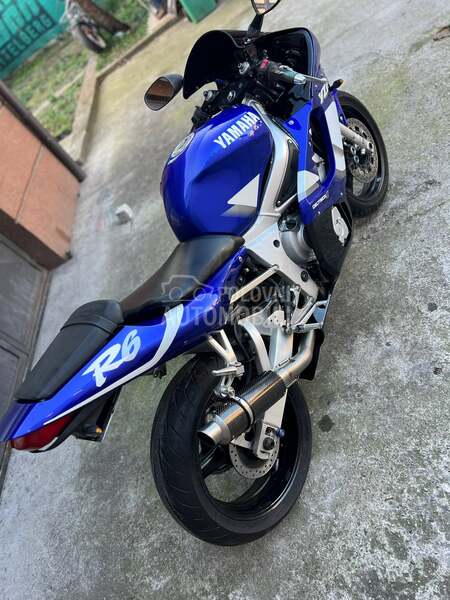 Yamaha YZF R6 FABRIKA