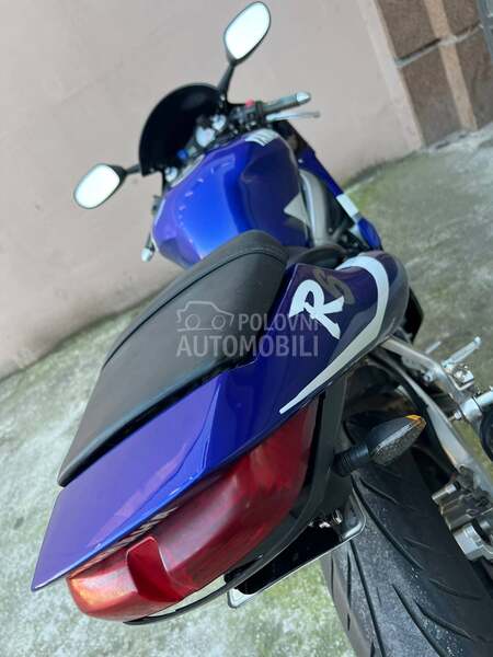 Yamaha YZF R6 FABRIKA
