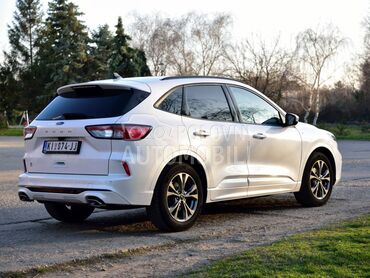 Ford Kuga kupljen nov u Srbiji