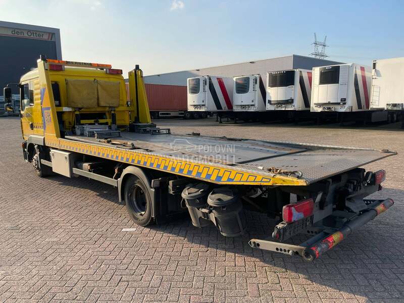 MAN 12.240 FALKOM NAVOZ