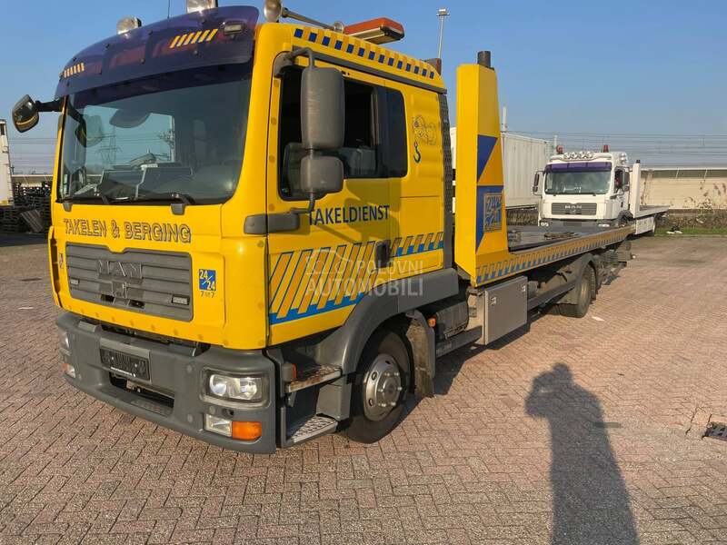 MAN 12.240 FALKOM NAVOZ