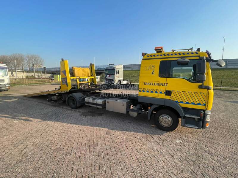 MAN 12.240 FALKOM NAVOZ