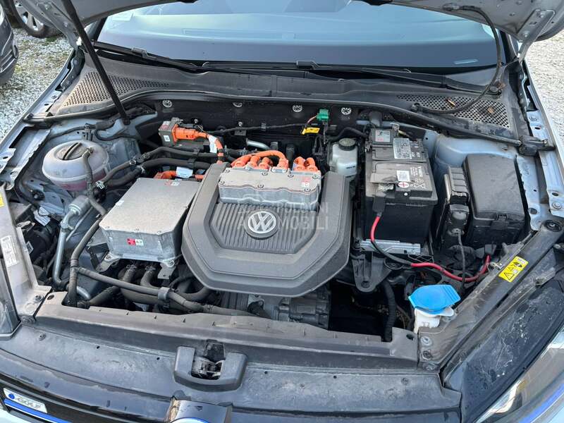 Volkswagen Golf 7 E-golf
