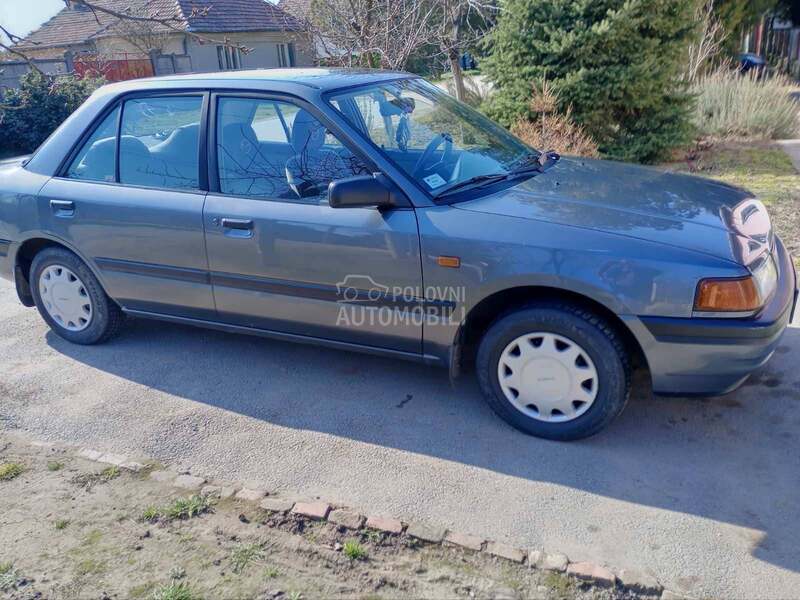 Mazda 323 