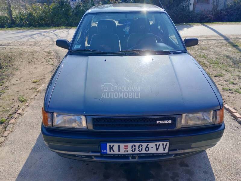Mazda 323 