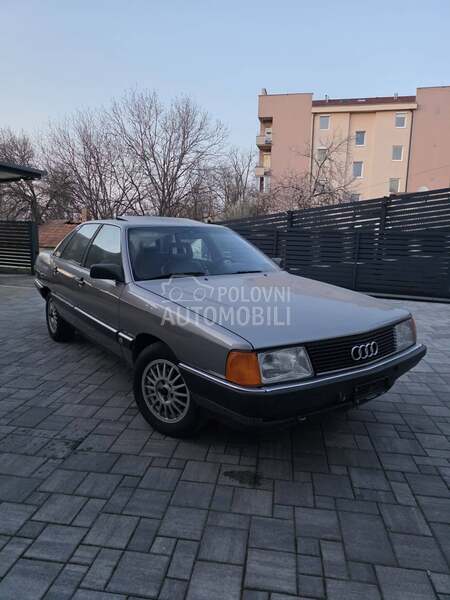 Audi 100 Turbo